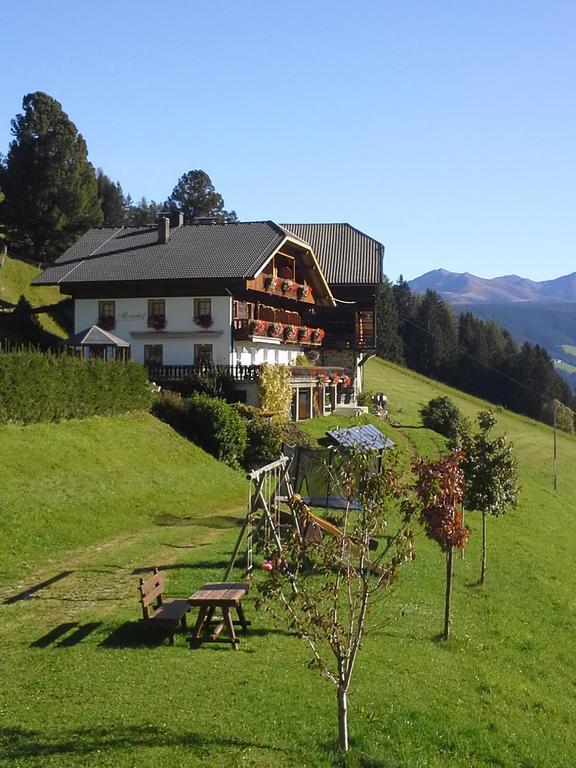 Berggasthaus Agritur Moserhof Брайес Екстериор снимка